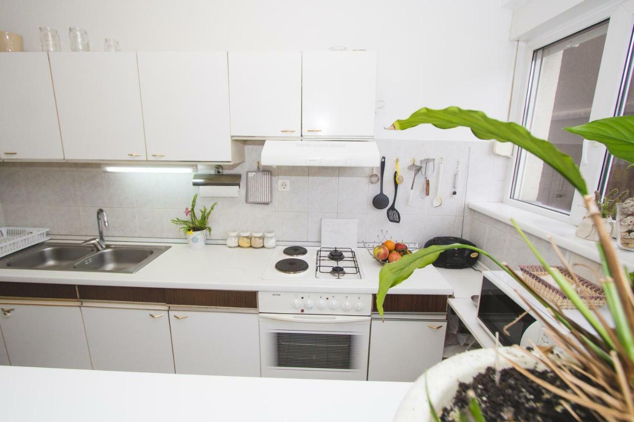 Apartment Ema Шибеник Экстерьер фото